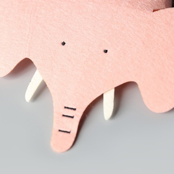 NEW Kids Gray & Pink Elephant Crossbody bags - Picture 5 of 5